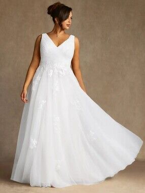 Azazie Diamond White Floral Appliqué V-Neck Wedding Dress NWT